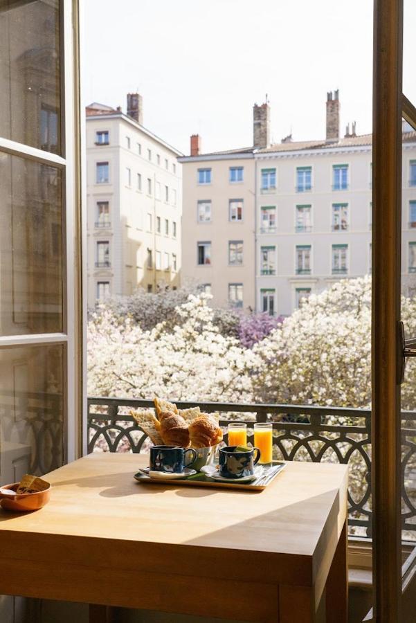 Hotel du Théatre Lyon Exterior foto